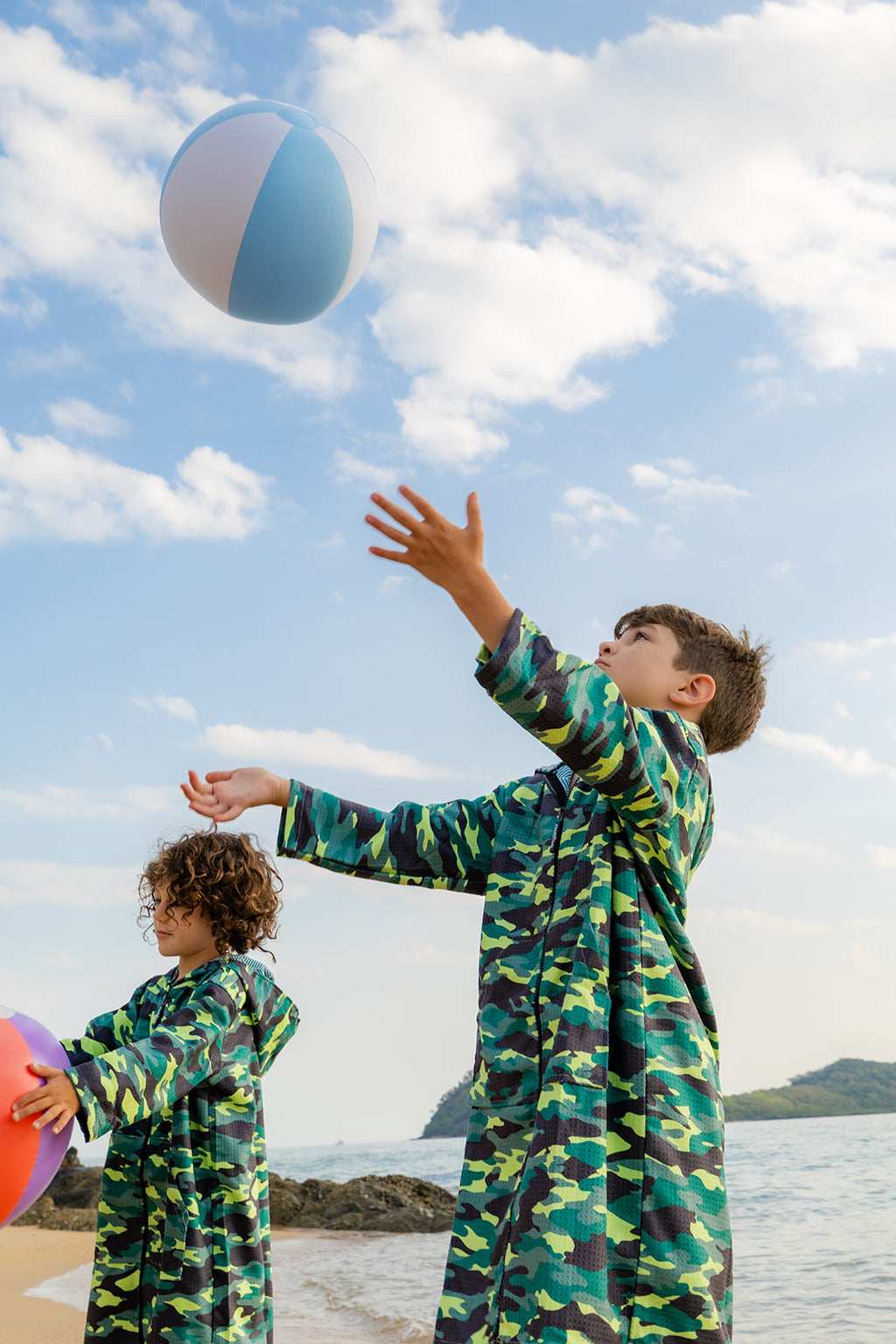 Camo Chaos - Kids Hooded Towel