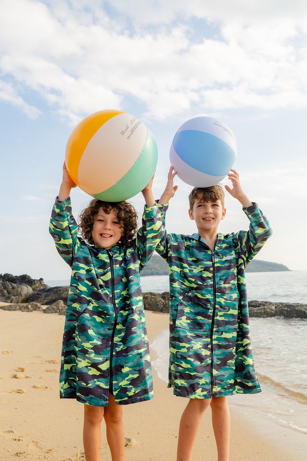 Camo Chaos - Kids Hooded Towel