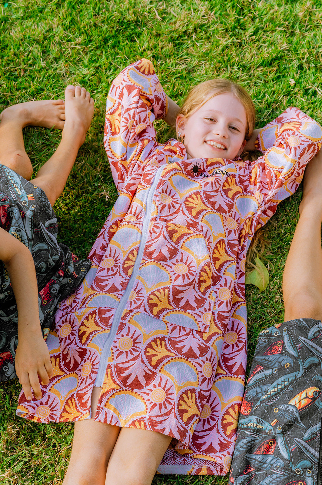 Pre-Order | Sun Scallop - Kids Hooded Towel