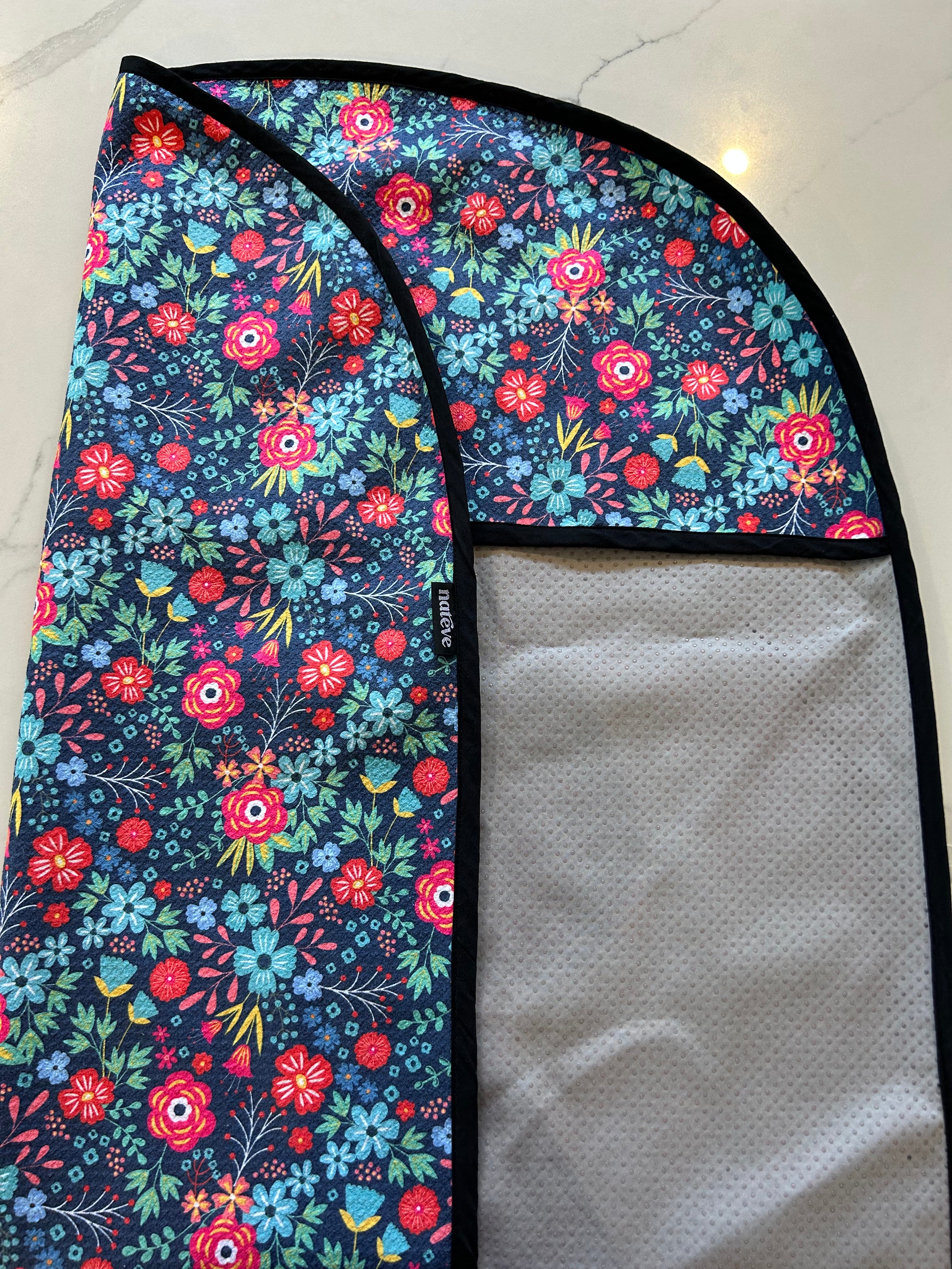 Bloomin Blossom - Waterproof Car Seat Cover