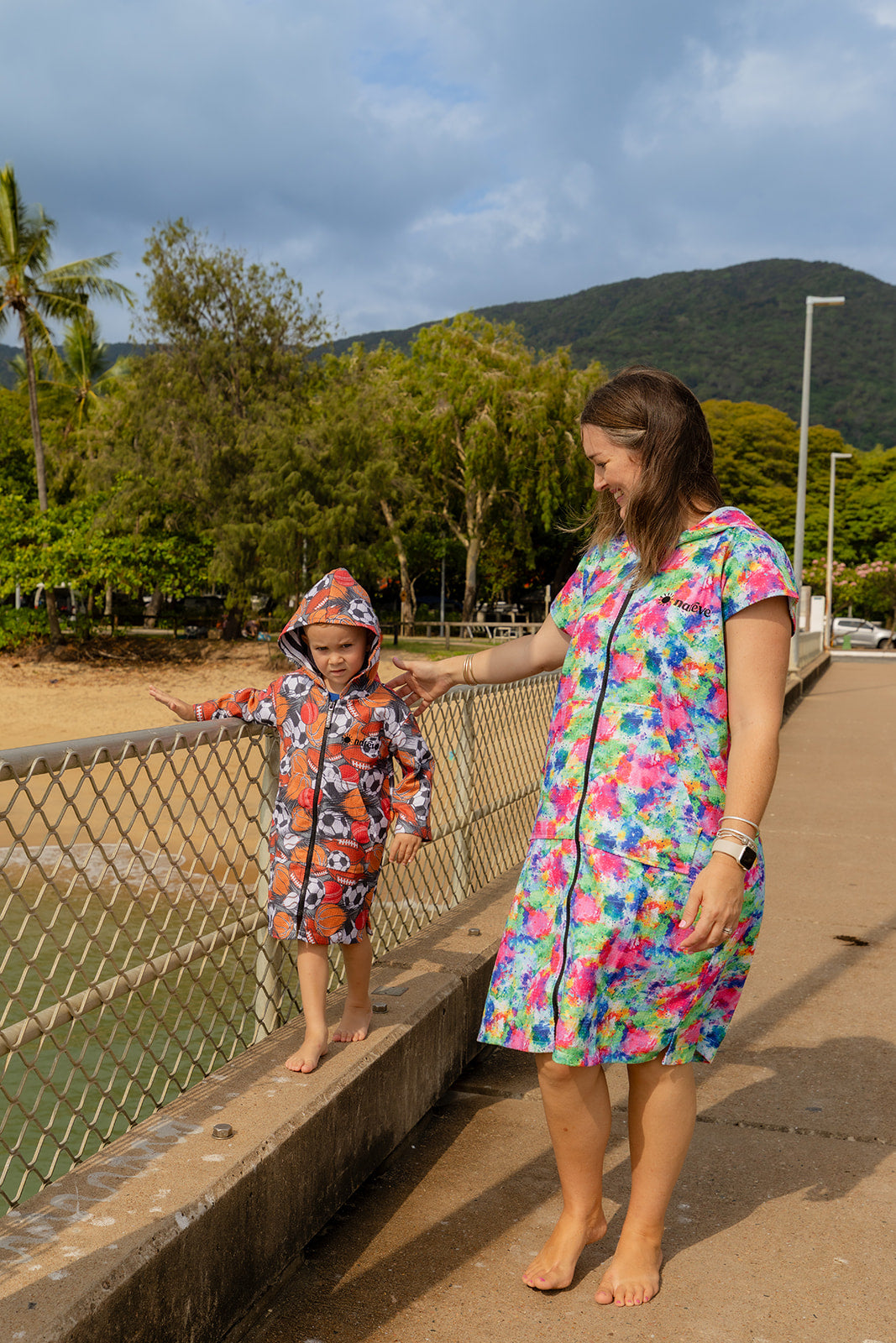 Colour Burst - Adults Hooded Towel