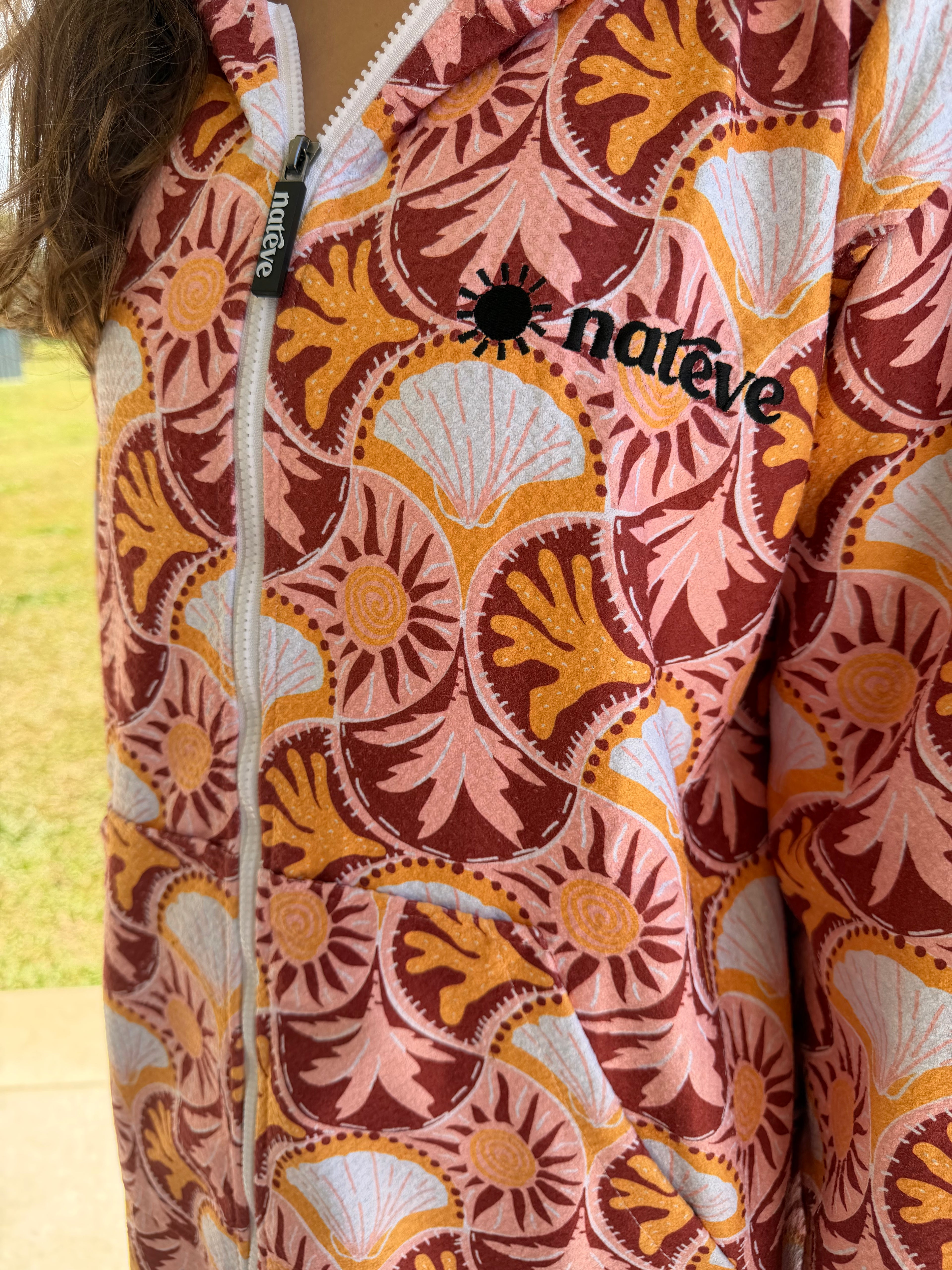 Pre-Order | Sun Scallop - Adults Hooded Towel