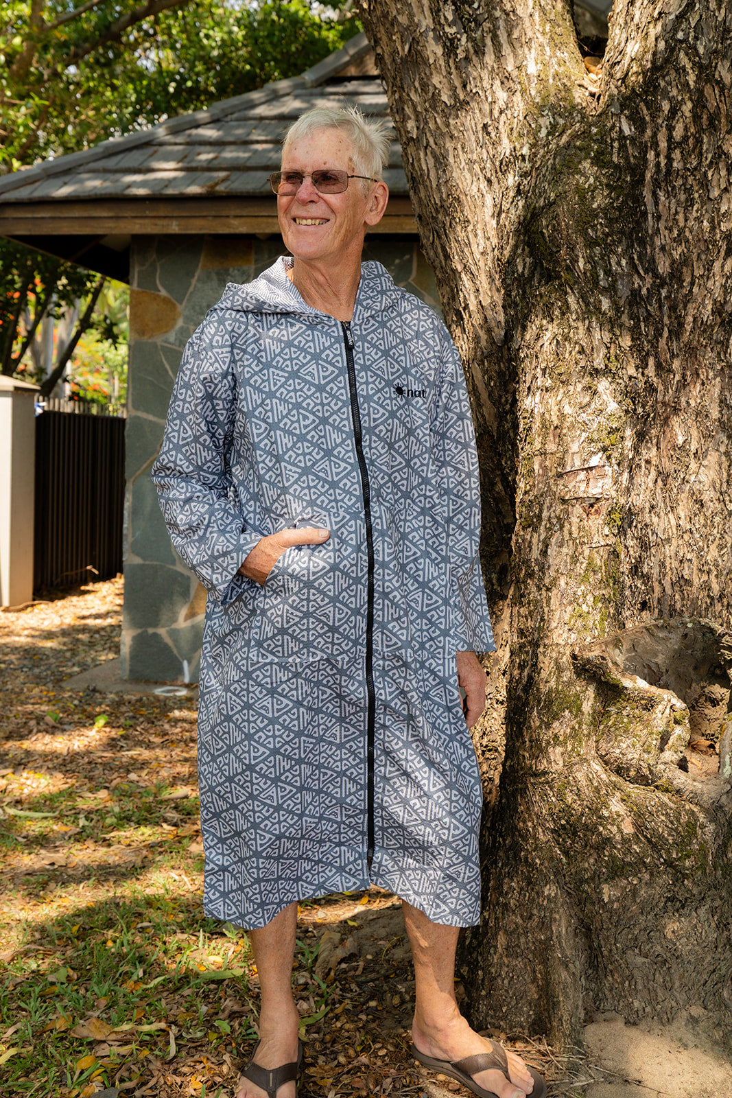 Tiki Trek - Adults Hooded Towel – Nateve Australia