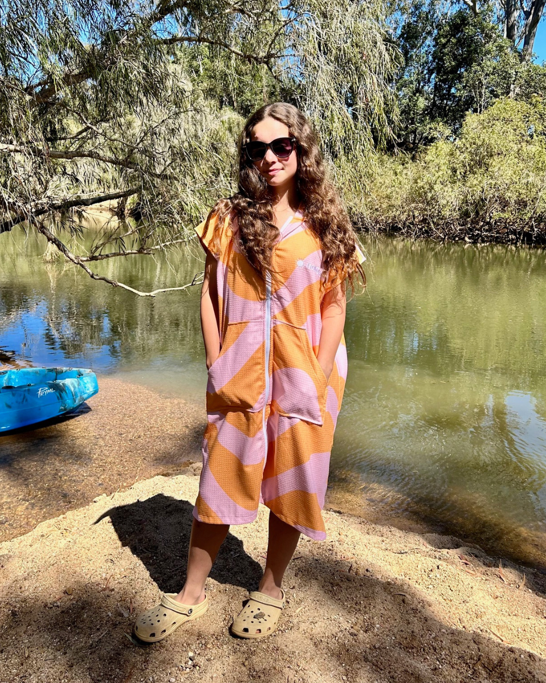 Waves For Days - Kids Hooded Towel